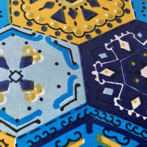 Vintage Silk Scarf, blue and yellow, 1980s - Picture 5 of 10